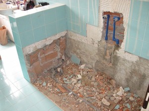 Трудности демонтажа ванны 